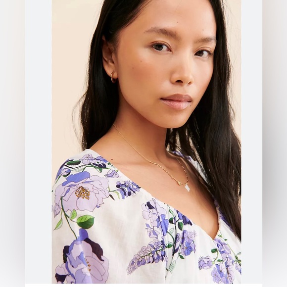 Anthropologie V Neck Ruched Knit Top Floral Romantic White Purple - Picture 6 of 7